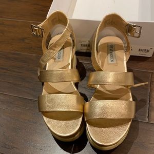 Steve Madden Kirsten rose gold size 7.5